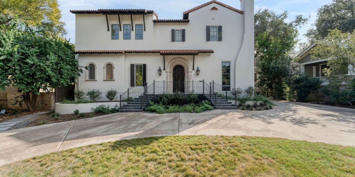 Mediterranean-style custom home in San Antonio built by Hill Haven Homes
