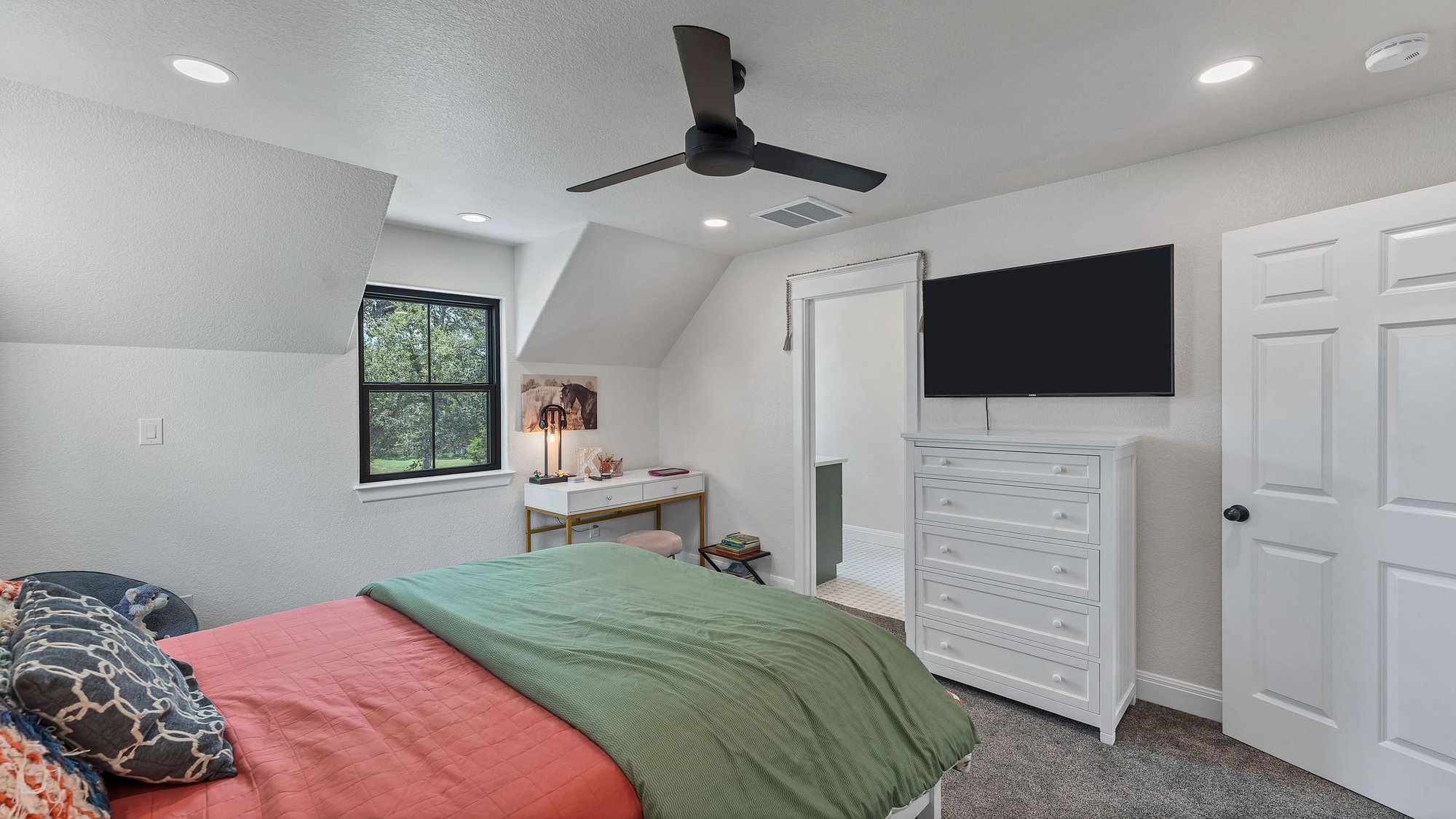 Bedroom Remodel in San Antonio