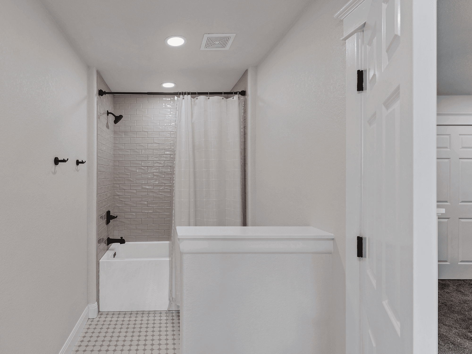 Simple Modern Bathroom in San Antonio with Tub and Tiled Shower